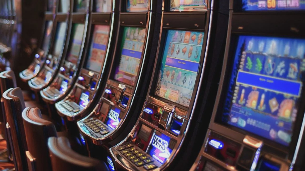 Online slot – Look out for the Advantages